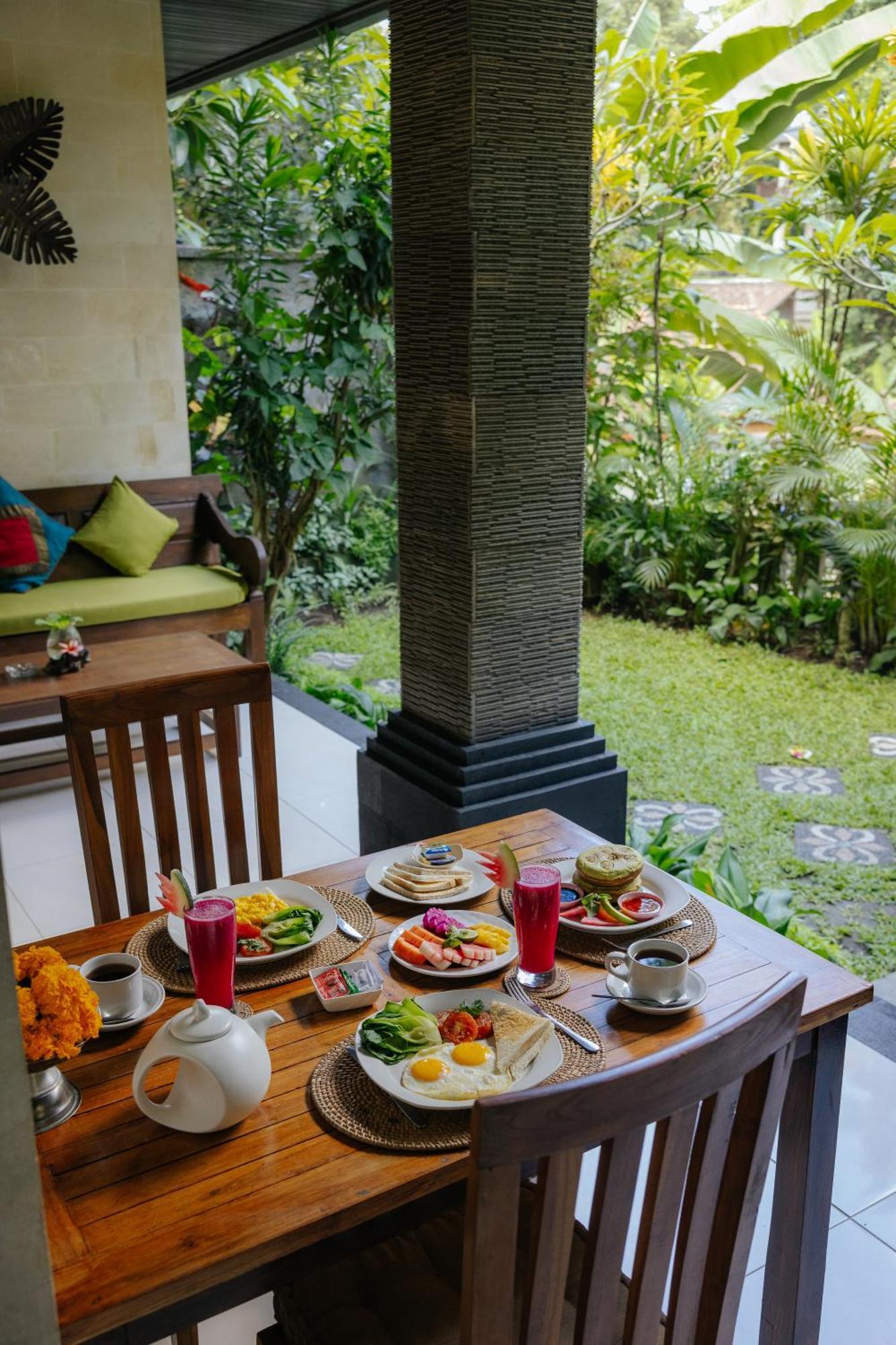 Ubud Harmony Private Villa And Pool Exterior photo